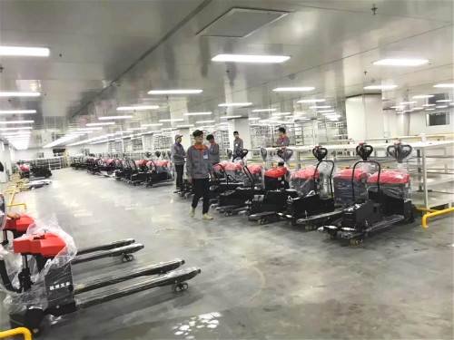 杭叉電動搬運車交付 杭叉電動搬運車交付