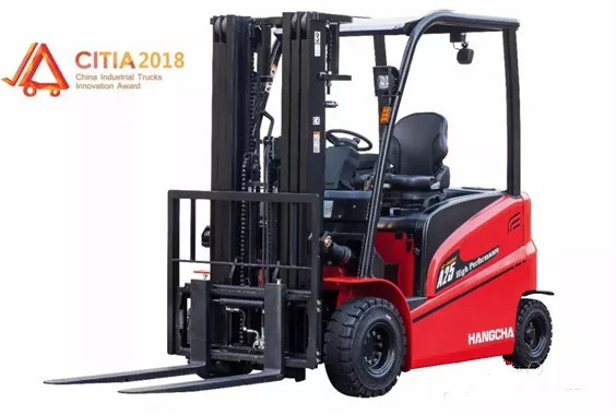 杭叉A系列高性能電叉榮獲“中國工業(yè)車輛創(chuàng)新獎(jiǎng)”金獎(jiǎng)